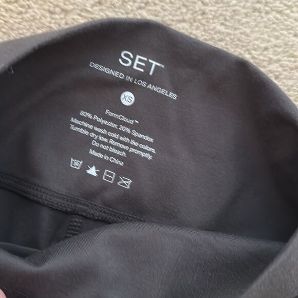 New set active form cloud legging grey XS - Picture 2 of 4